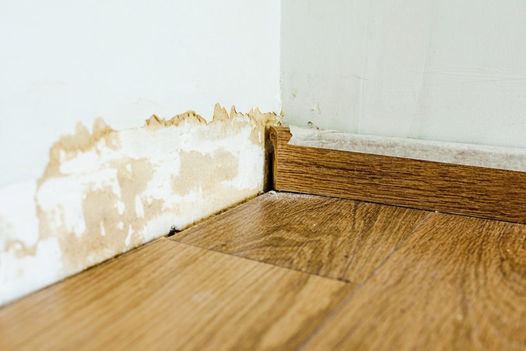 wall-damaged-by-water